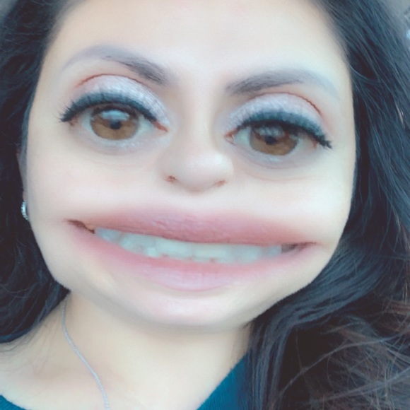 Meet your Posher, Irene - Picture 2 of 6